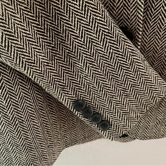 Ralph Lauren Herringbone Blazer size 2 Never been worn, new without tags - Picture 3 of 3